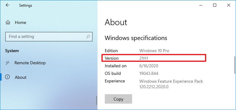 Vérifiez Windows 10 21H1 avec les paramètres