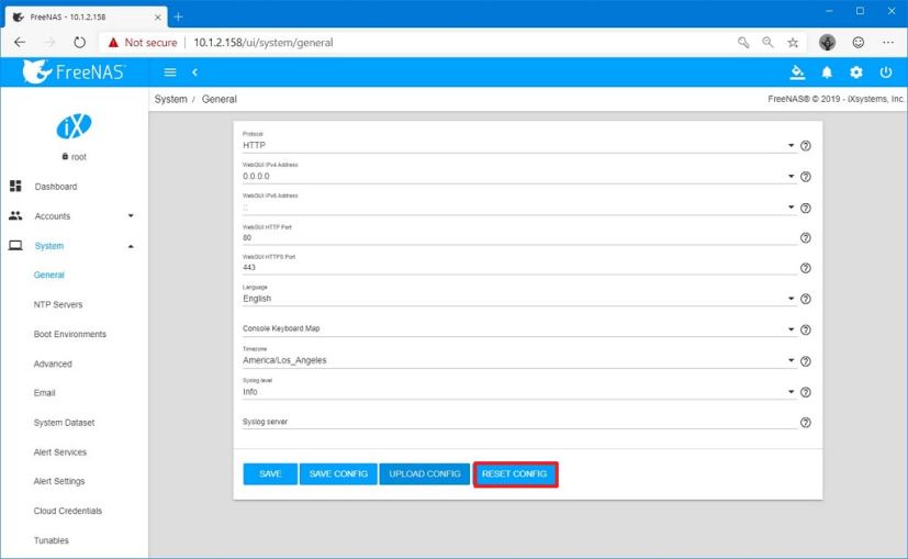 Page des paramètres généraux de FreeNAS, option de réinitialisation de la configuration