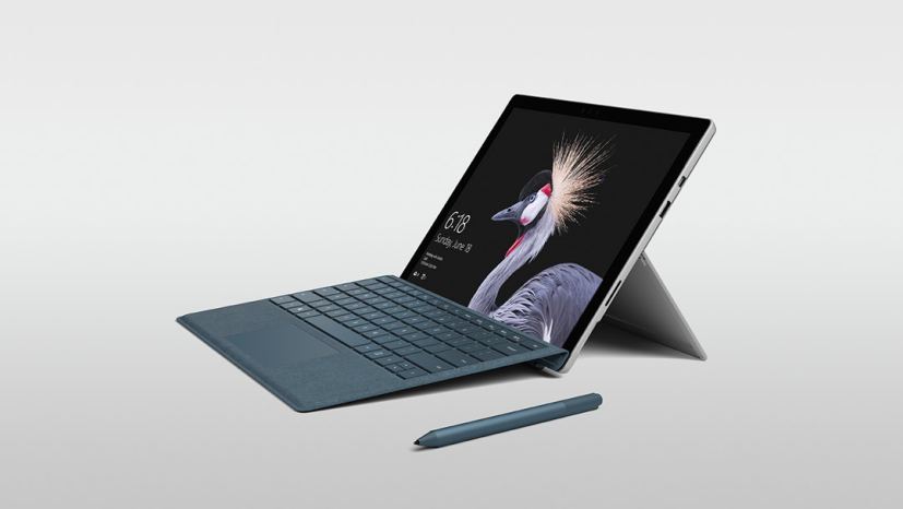 Surface Pro (à droite)